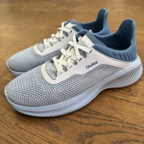 OLUKAI WOMEN'S ISLAND HOPPER SHOES - BLUE PEARL/BLISSFUL BLUE size6 - Picture 5 of 12